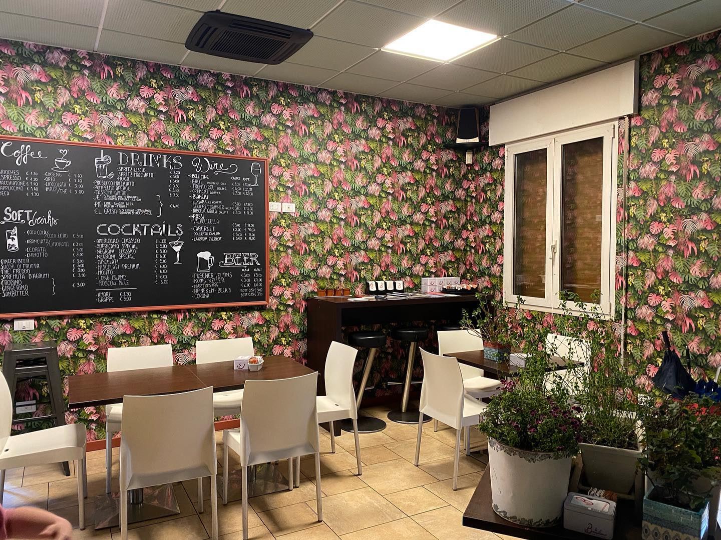 HOME CAFE'