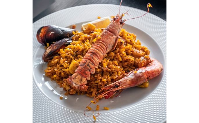CAPRI RESTAURANTE Sushi Atelier By Capri - FLOWERS BY CAPRI