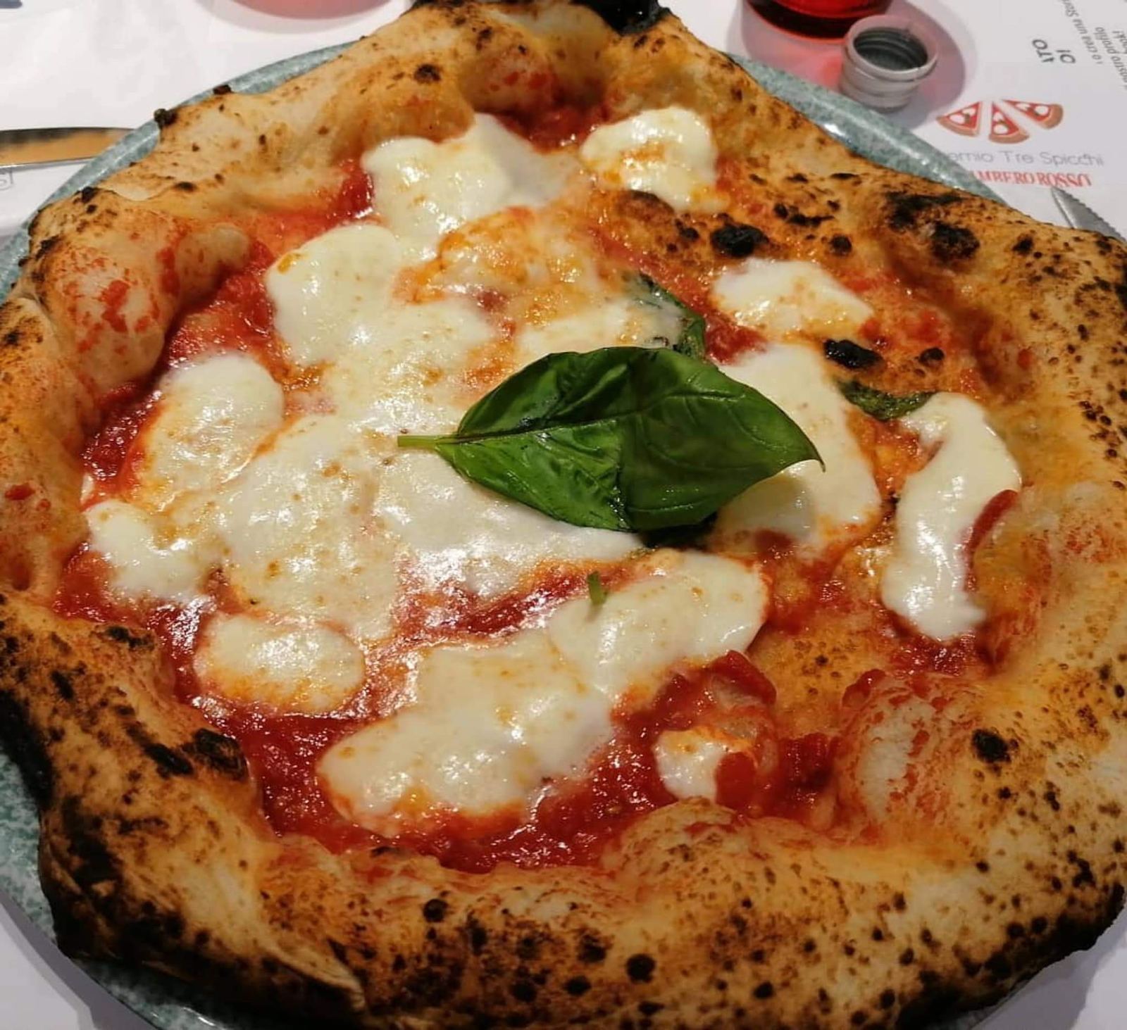 Insegna e facciata di Morsi & Rimorsi Pizzeria Aversa