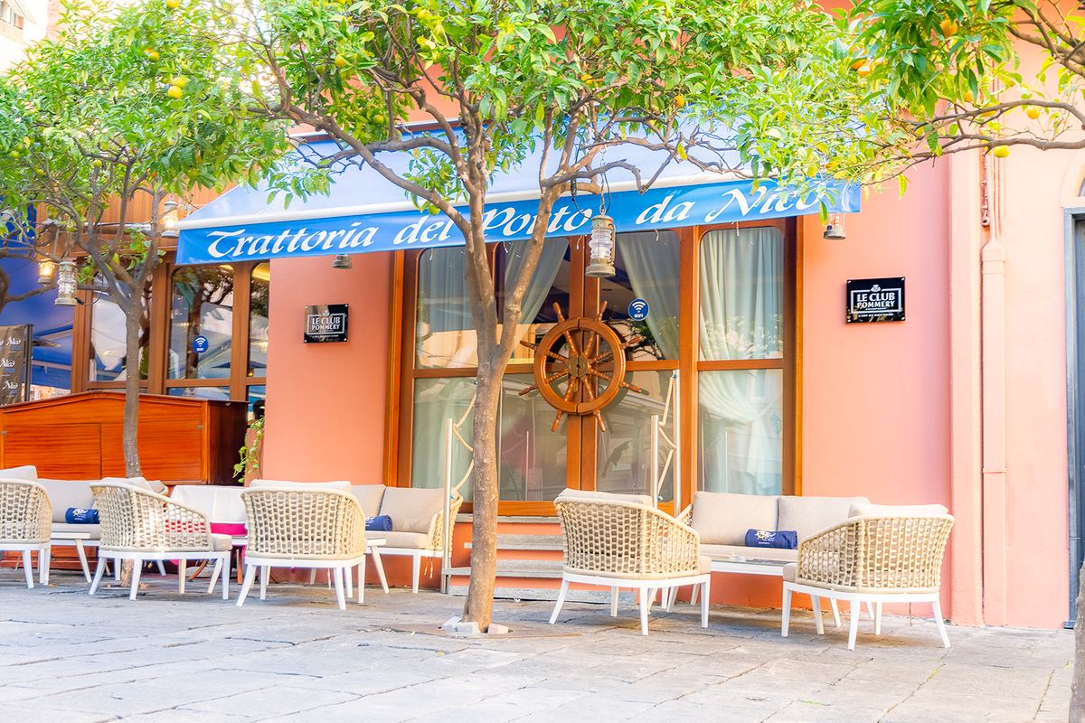 La sala interna del Ristorante Da Nicò a Sanremo