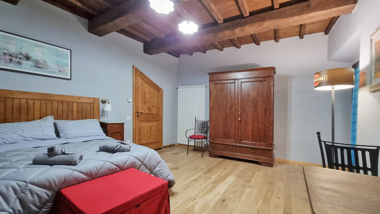 Dettagli decorativi negli interni della Residenza dei Longobardi