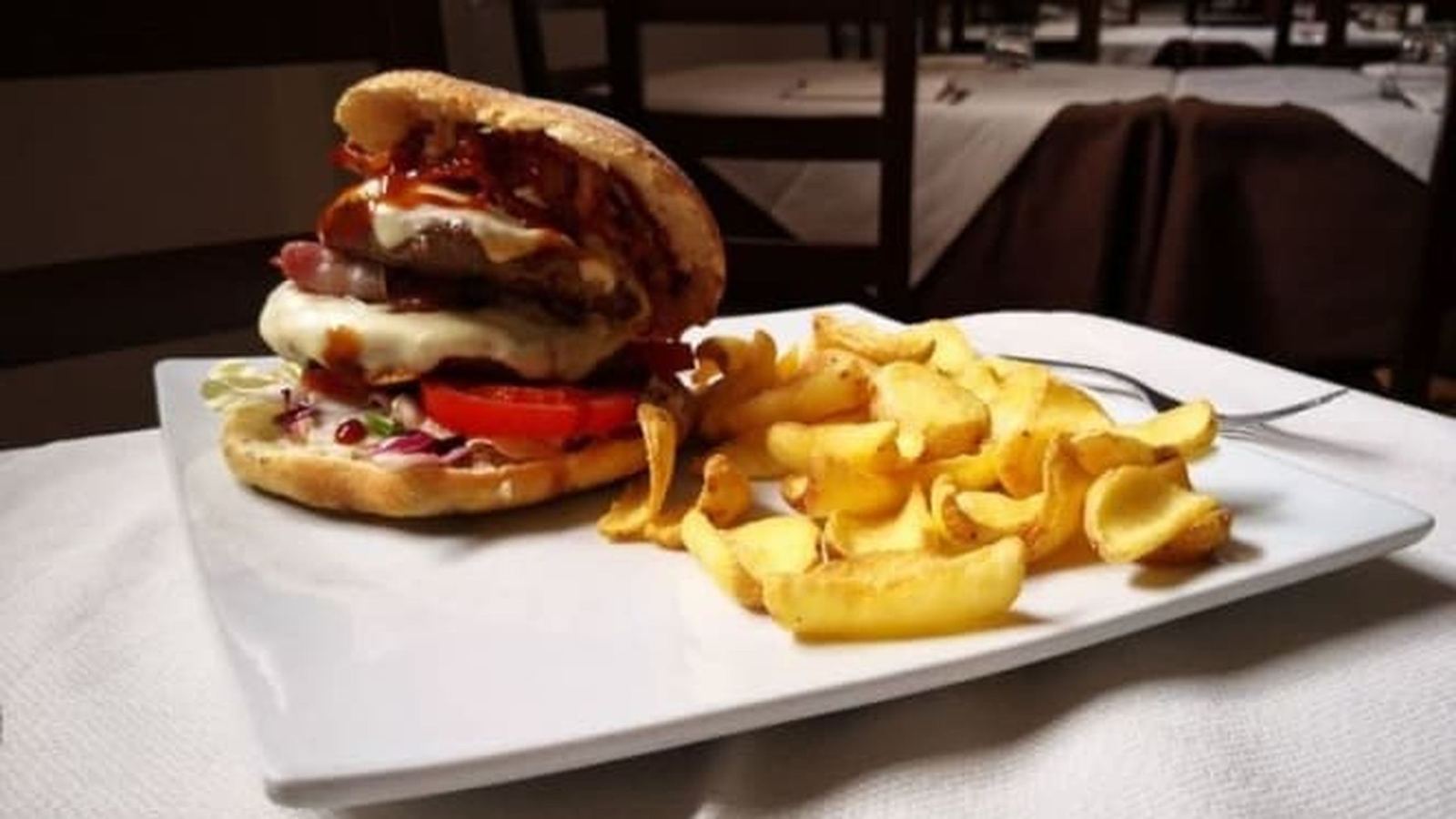 Insegna e facciata di Pizzeria La Dolce Vita ad Acqui Terme
