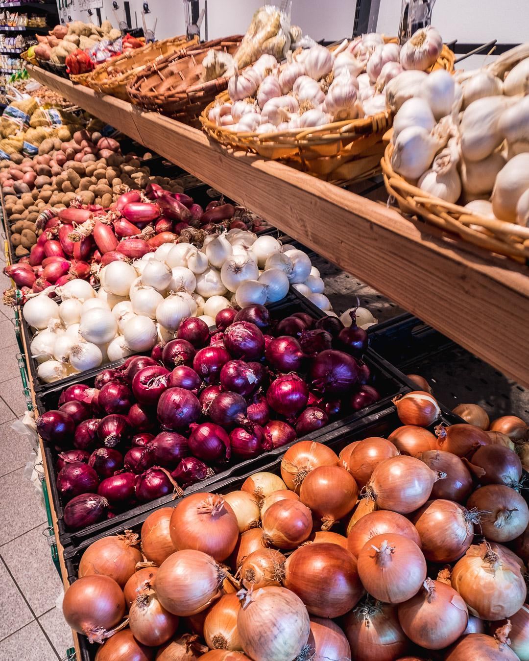 Assortimento prodotti nel punto vendita Ortofrutta Golosine
