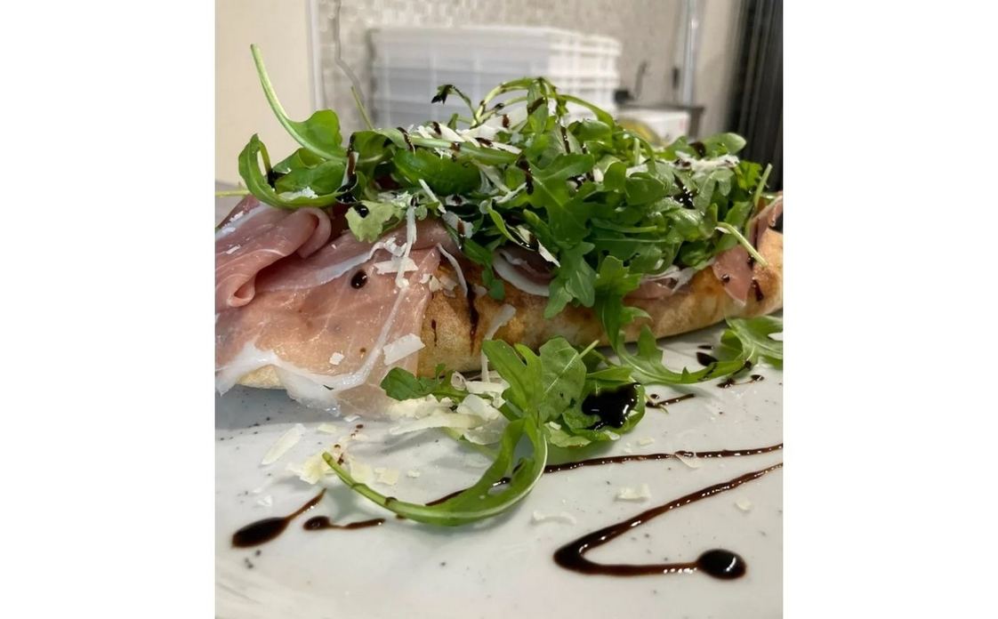 Pizzeria Tutta N' ata Storia