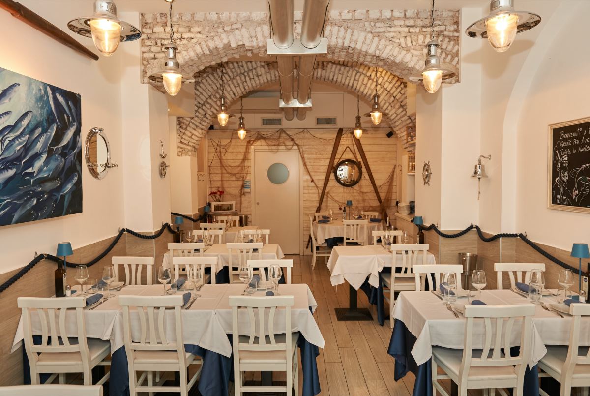 Sala interna di Mare Mosso - Osteria del Pesce a Milano
