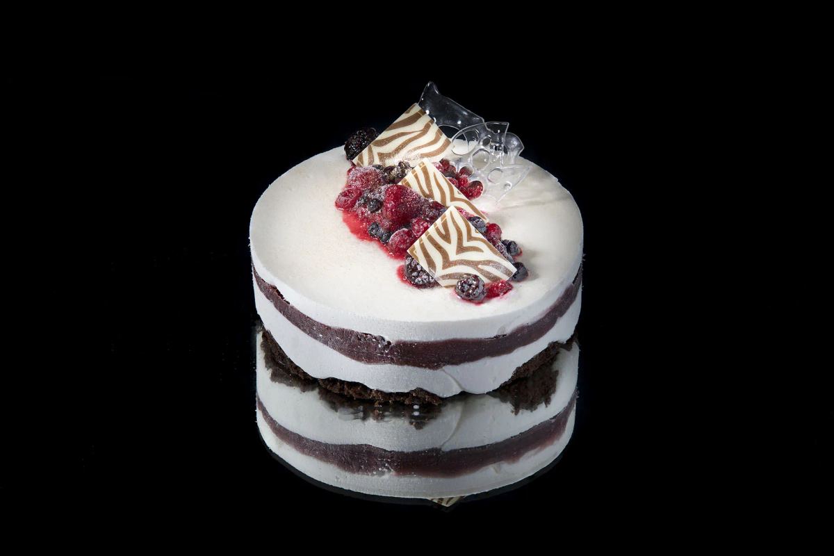 Torta bavarese con frutti di bosco della Pasticceria Ventanni