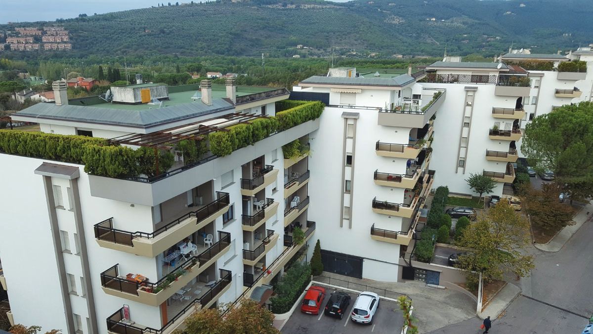 Cantiere di costruzione seguito da EDILIZIA 2000 Srl