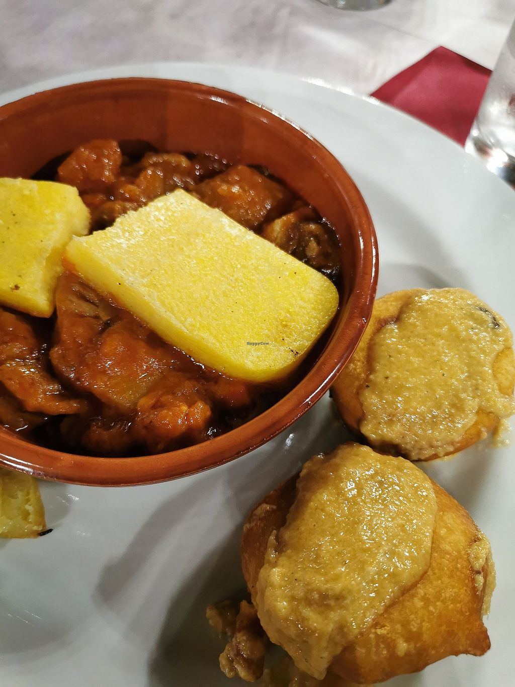 Piatti della cucina tradizionale della Trattoria Da Zia Allari