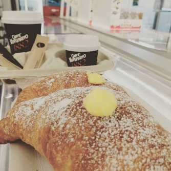 Colazione con pasticceria fresca de La Gustosa