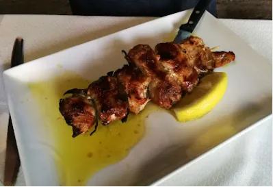 Spiedino di carne grigliata alla Trattoria Del Conte