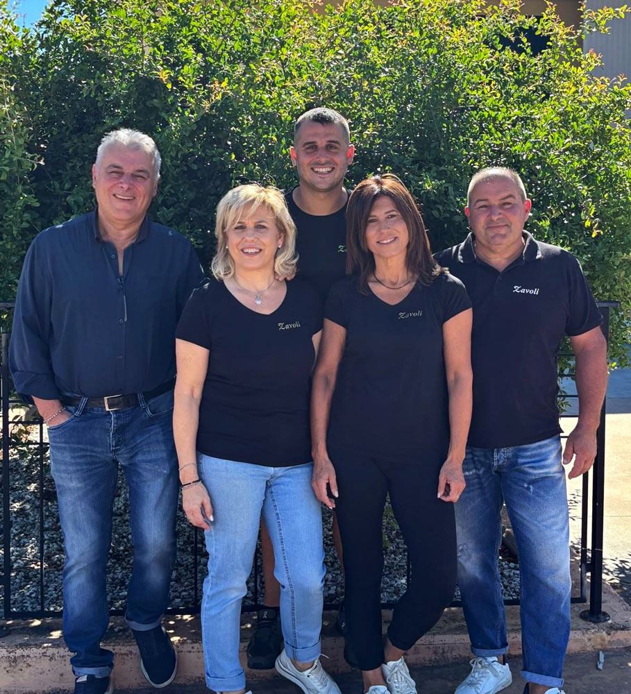 La famiglia Zavoli nell'azienda agricola di Poggio Berni