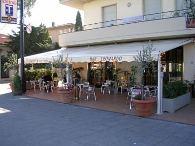 Tende per punti vendita realizzate da Tende Più Sas