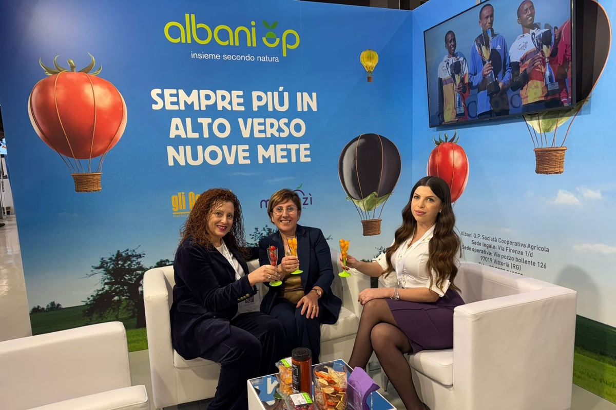 Stand di Albani OP alla fiera Frutech Catania 2024