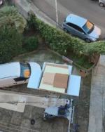 Trasloco con scala aerea e piattaforma elevatrice Melis Servizi