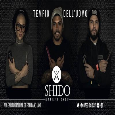 Interno della barberia Shido Barber Shop a Fabriano