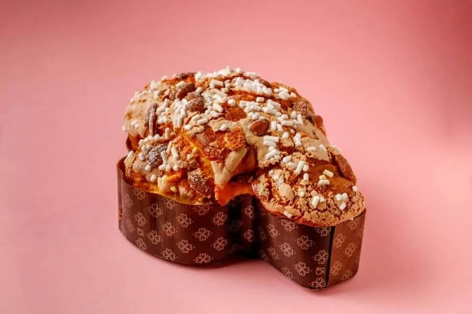 Ambachtelijke colomba gemaakt door WOODS SWEET in Rome