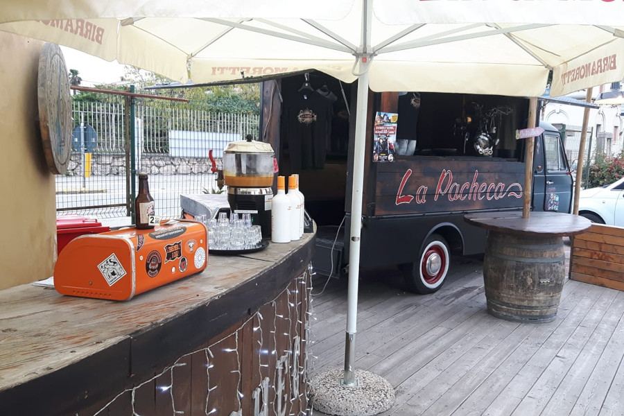 Ambiente interno del Pacheca Rockbar