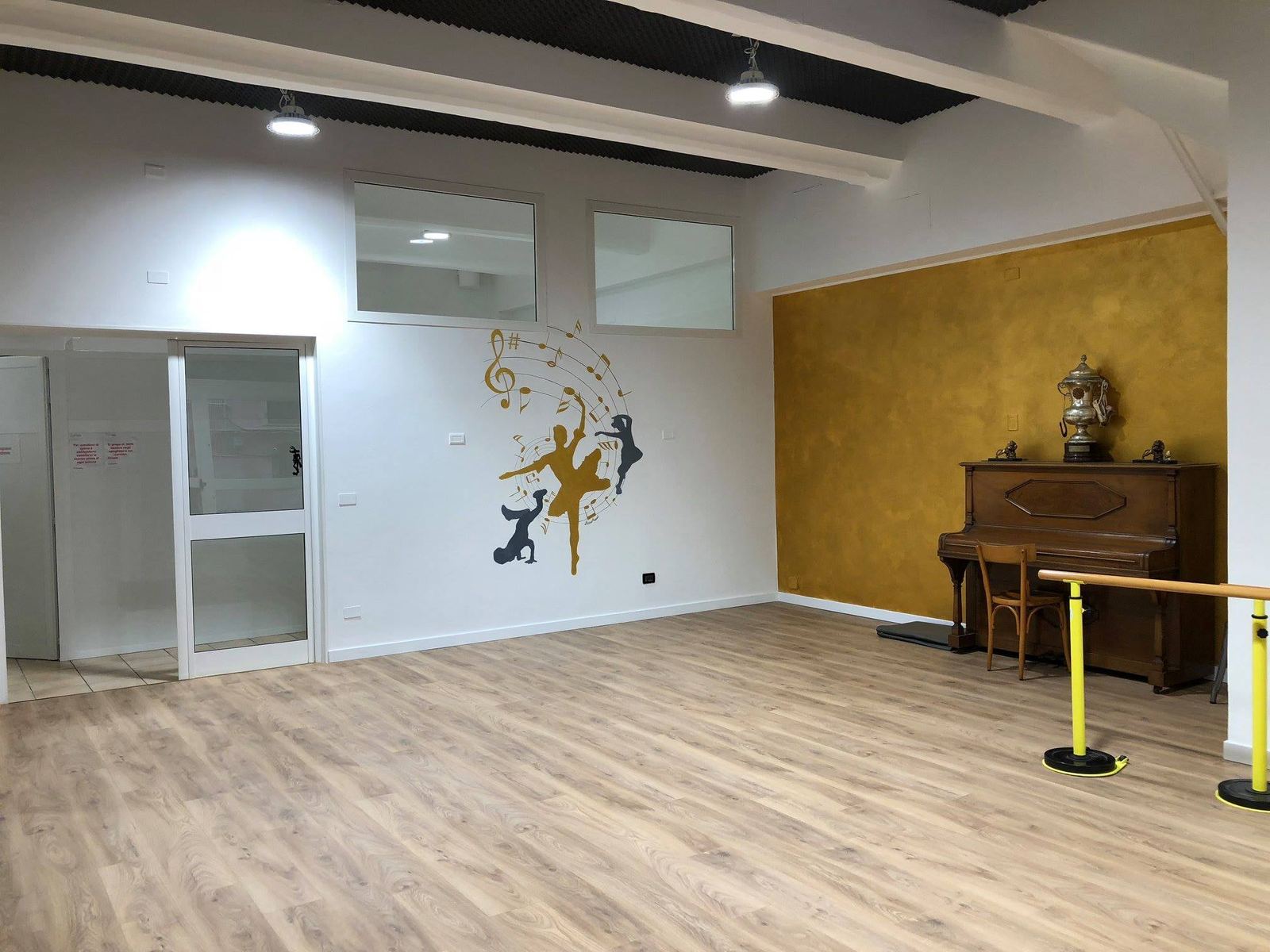 Lezioni di danza alla Scuola Città dei Fiori a Sanremo