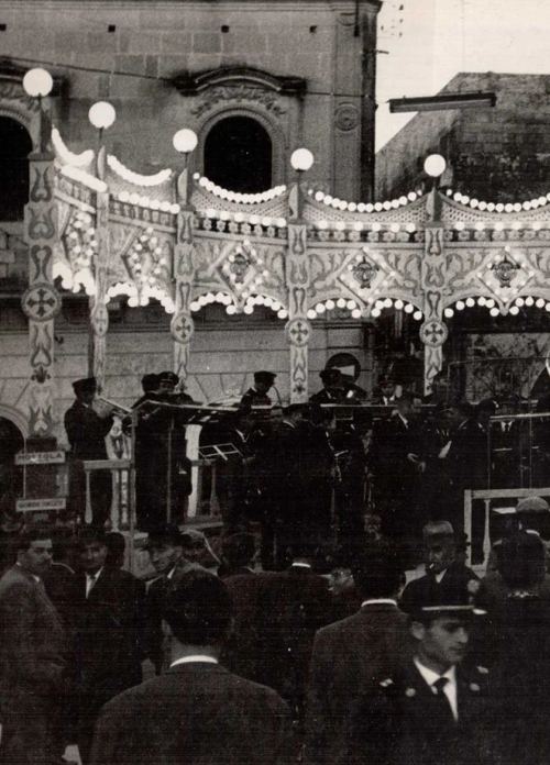 Piazza Taurisano 1925 archivio storico Parisi 1876