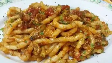 Pesto alla Ciancianese preparato da Marsala Service