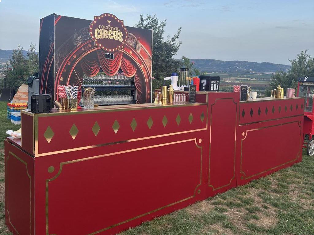 COCKTAIL CIRCUS, bar per eventi aziendali