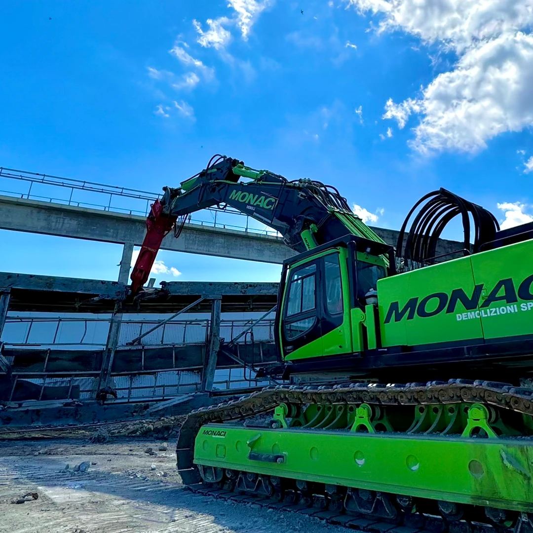 Demolizioni Monaci industrial plant demolition