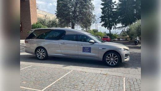 Parco veicoli per trasporto funebre di LA PAVESE ONORANZE FUNEBRI