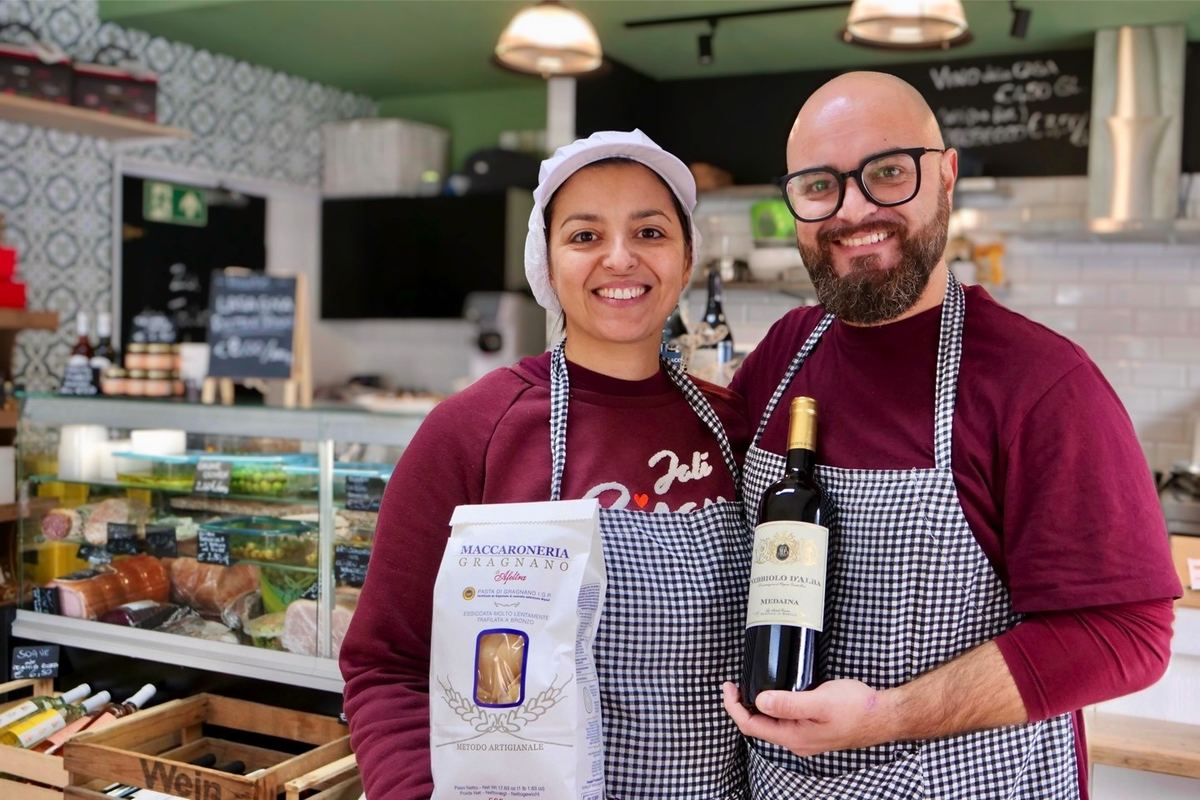 Esterno di Gastronomia Di Giacomo sulla Hauptstraße a Ostbevern