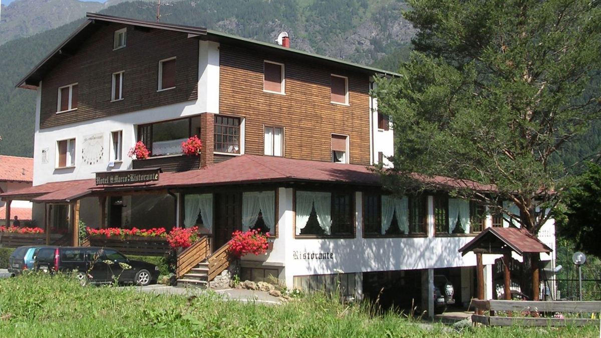 Esterno del Ristorante San Marco in Valle di Scalve