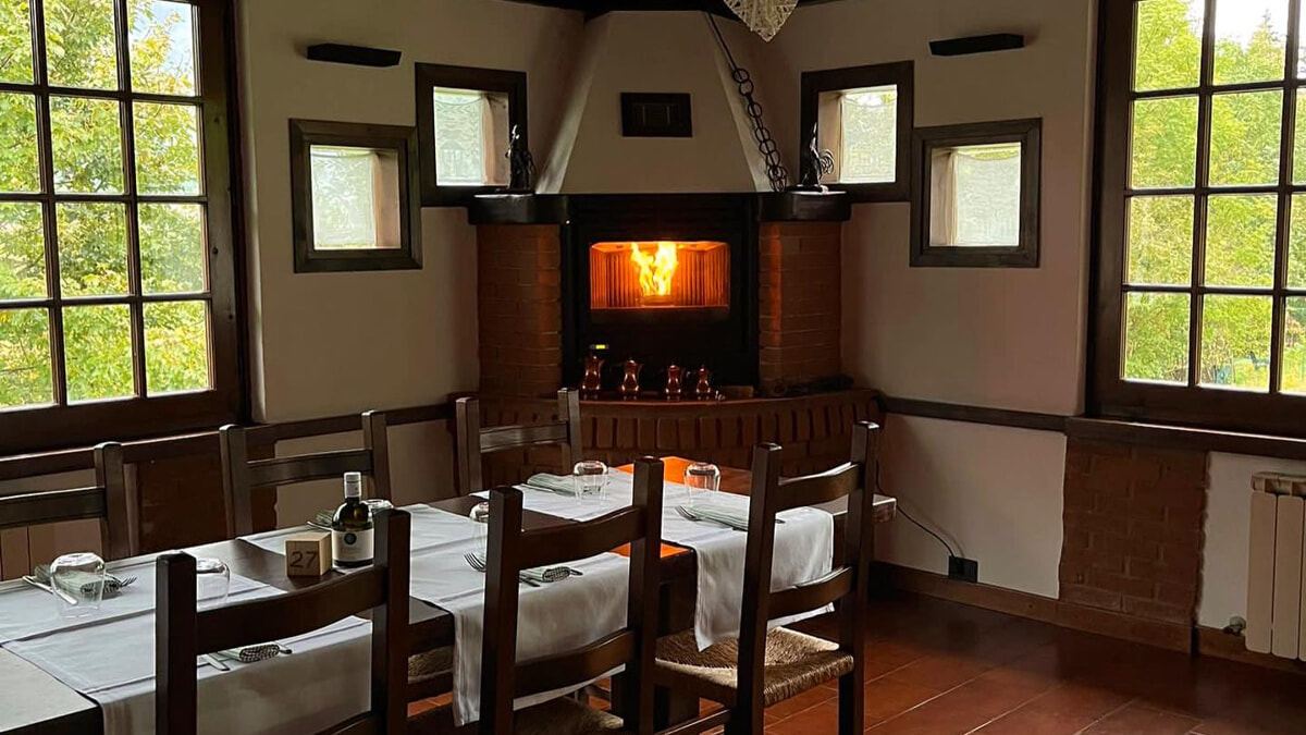 Sala del ristorante San Marco in stagione autunnale