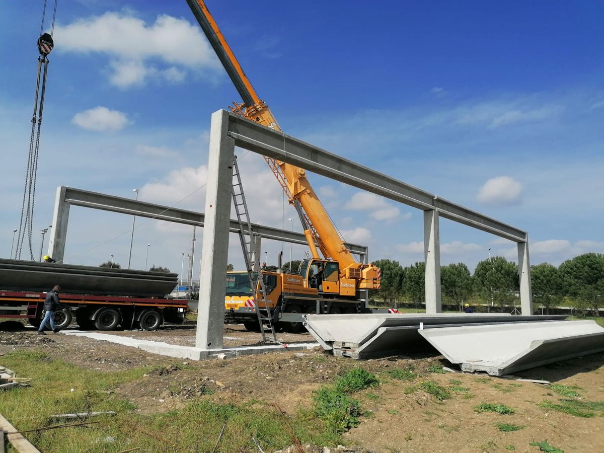 Realizzazione autoparco comunale curata da PETRARCA Srl