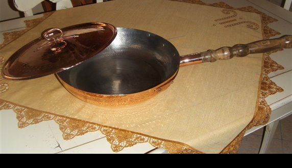 Pentola in rame lavorata artigianalmente da Rame Rossa Pappadà