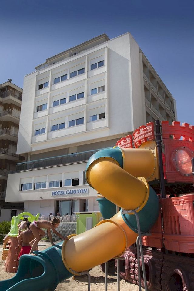 Hotel Carlton