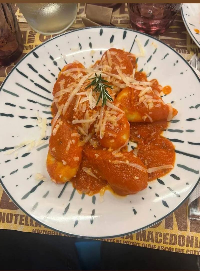Malloreddus con brócoli y salchicha en MATIZ PARK