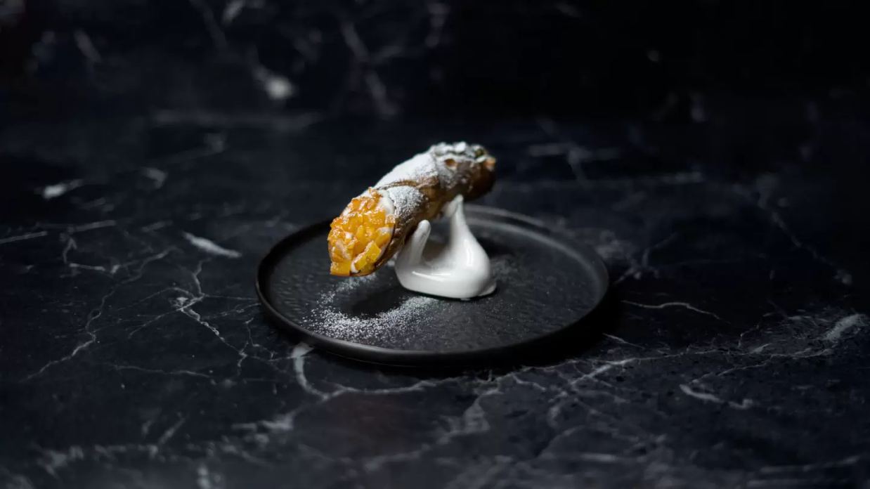 Cannolo siciliano tradizionale di ORIGINI