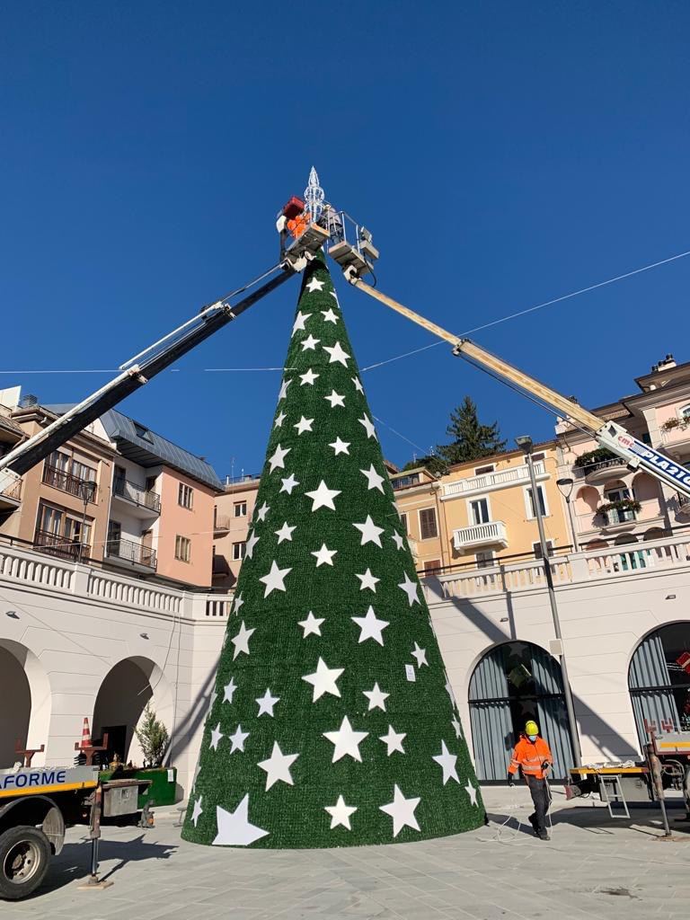 Realizzazione luminarie artigianali Luminarie De Vincenzi