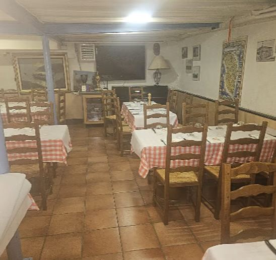 Sala eventi della Trattoria Da Donato allestita per un banchetto