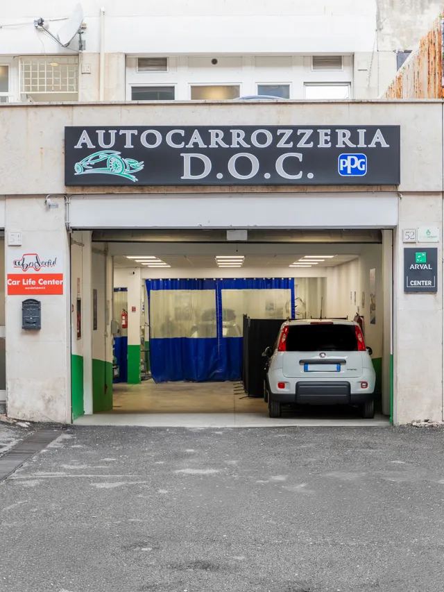 AUTOCARROZZERIA DOC Srl, riparazione carrozzerie a Roma