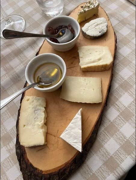 Sala interna dell'Osteria Moffelona a Gragnano Trebbiense
