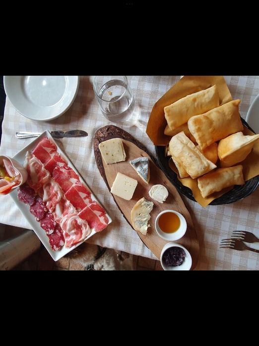 Specialità della casa dell'Osteria Moffelona