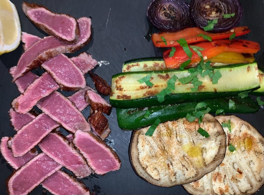 Tagliata di fassona, serviert in der Spaghetteria pub La Pinta