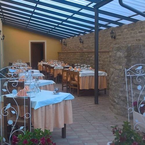 Interno della sala della Trattoria Da Beppe