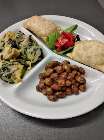 Tris di antipasto di terra all'Antica Osteria dei Camalli