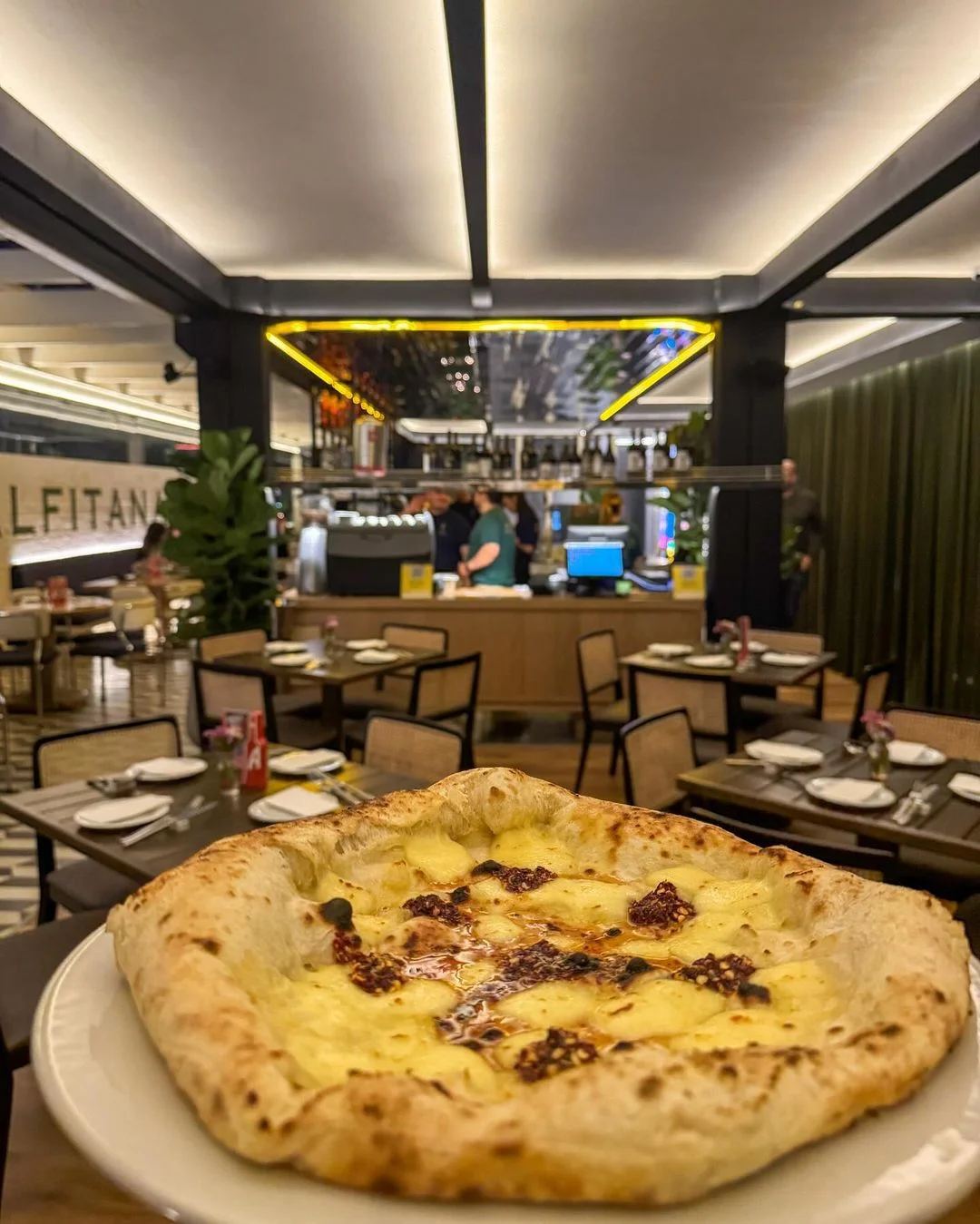 Pizza napoletana certificata AVPN di Amalfitana