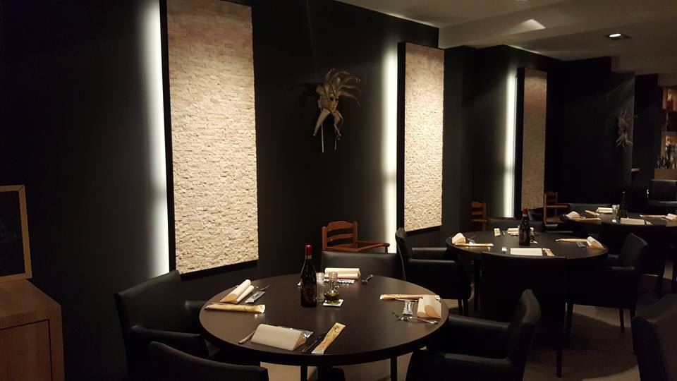 Tavolo allestito al ristorante Il Rialto a Knokke-Heist