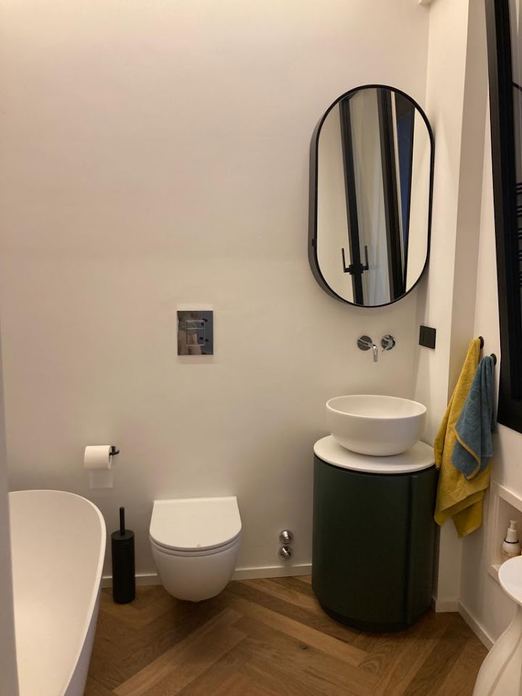 Ristrutturazione bagno piccolo realizzata da Synedil Srl a Milano