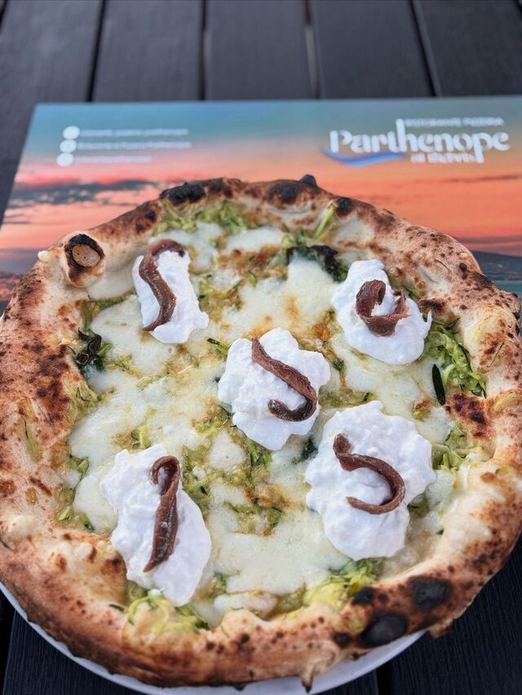 Specialità pizza del Ristorante Parthenope