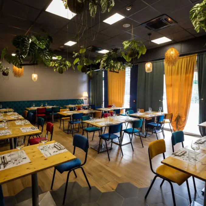 Sala del ristorante Vulcano Milano a Pero