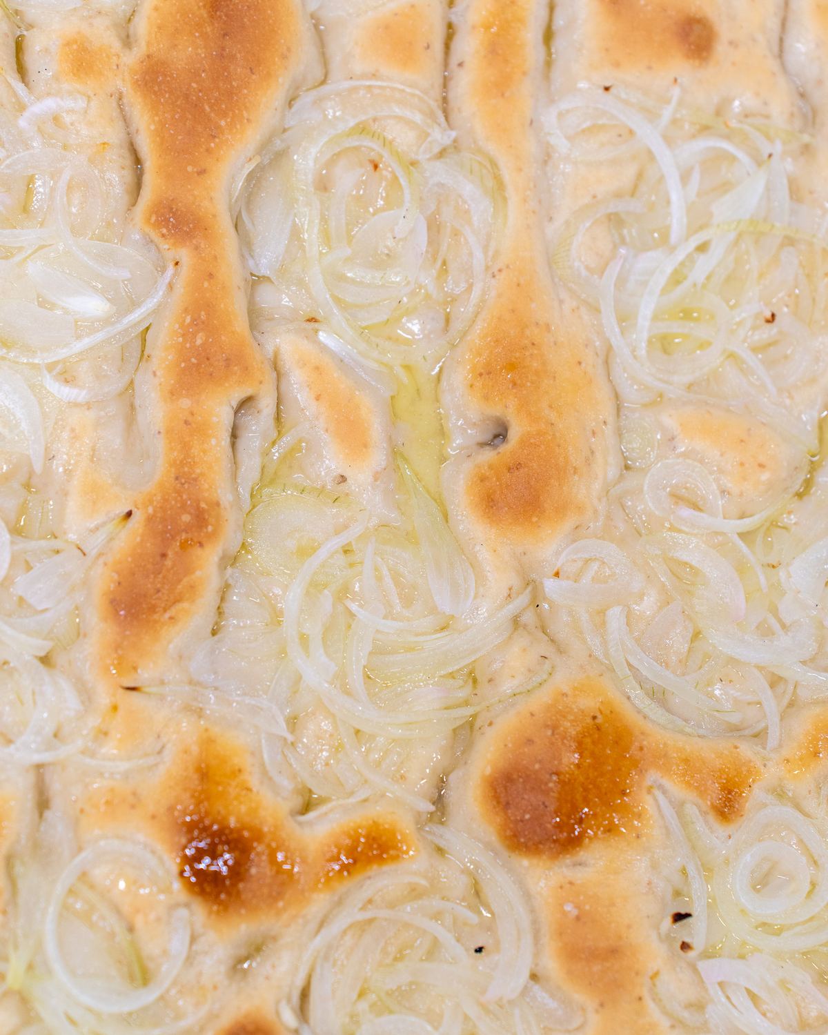 Traditionelle ligurische Focaccia, zubereitet von LA TAVERNA BAKERY