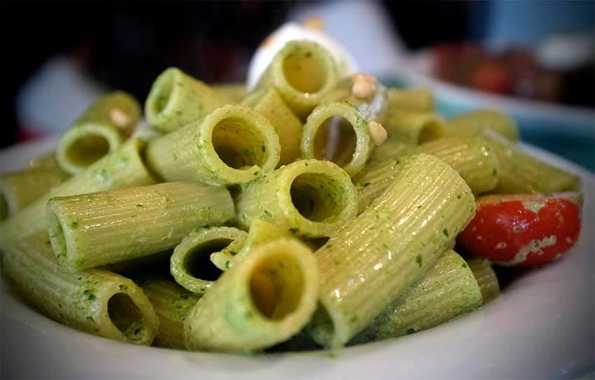 Piatto di pasta fresca preparato artigianalmente da Dolia Nova